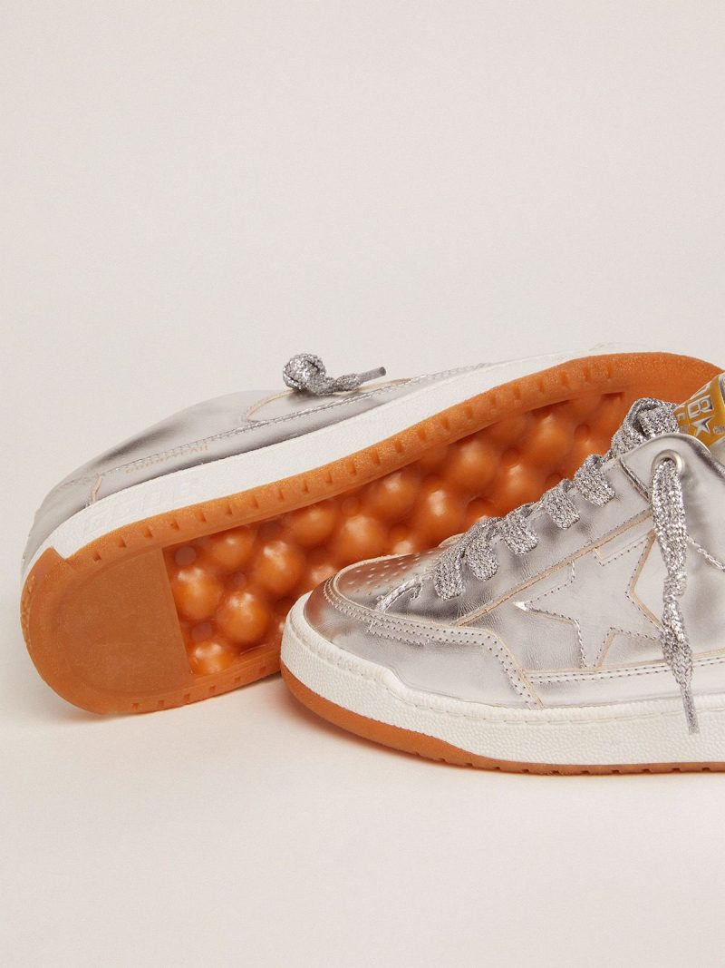 Yeah sneakers in silver laminated leather - Image 4